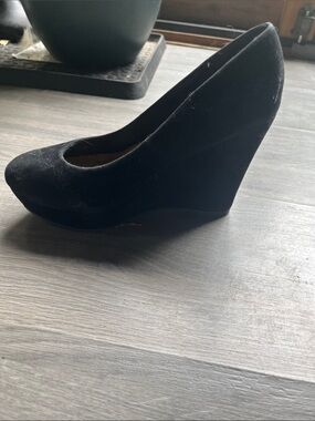 Black Suede Wedge Pumps - Women's Sleek Platform Heel
